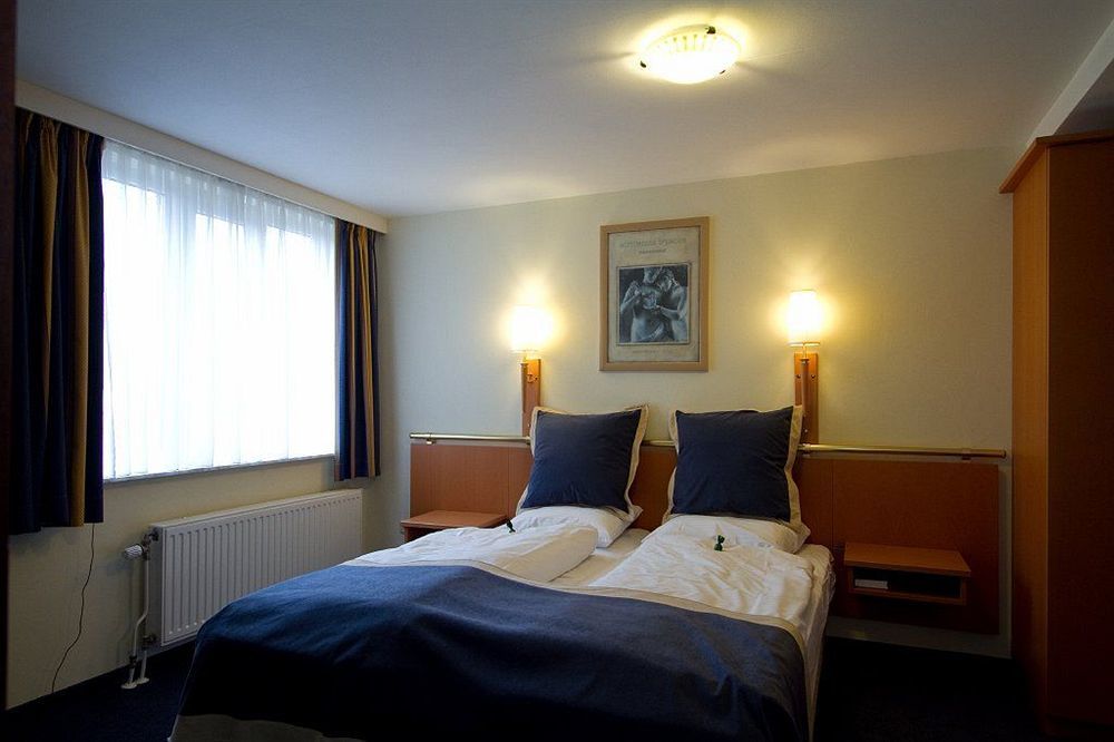 Hotel De Maasparel ארקן מראה חיצוני תמונה